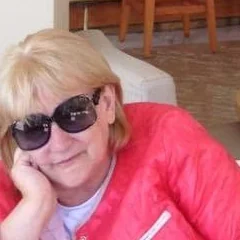 Valya Asenova - CEO / Party Beauty